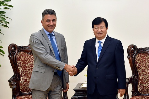 Вьетнам приветствует развитие французскими инвесторами транспортной инфраструктуры